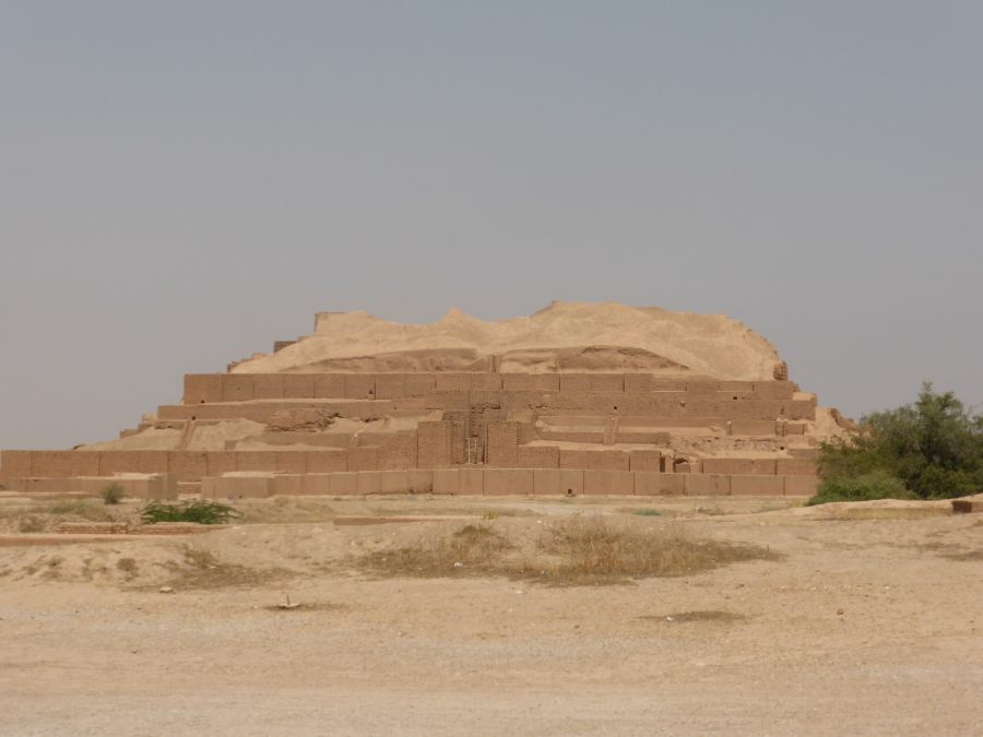 Tschogha Zanbil_Zikkurat