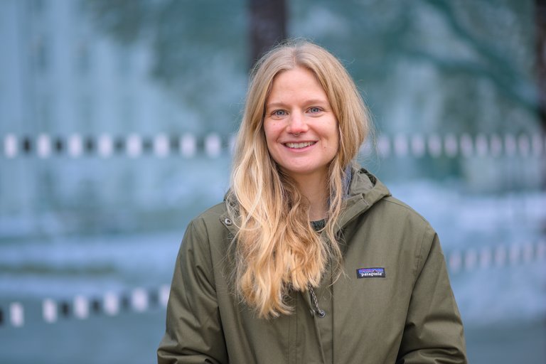 Porträt von Jana Sophie Kesenheimer