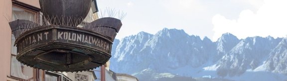 Ansicht Altstadthaus und Nordkette